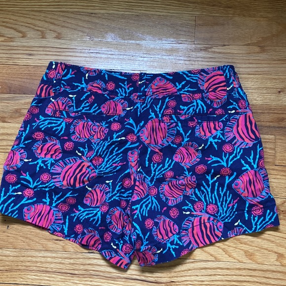 Lilly Pulitzer Jammin Fish Callahan Shorts - Picture 6 of 7
